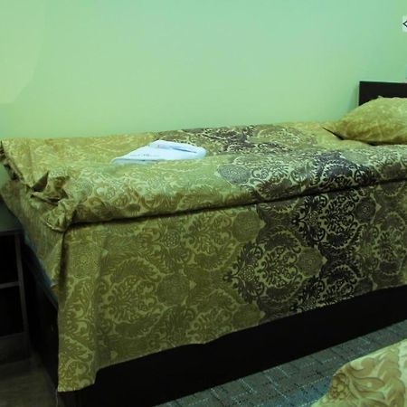 Hostel Buston Chkalovsk Bagian luar foto
